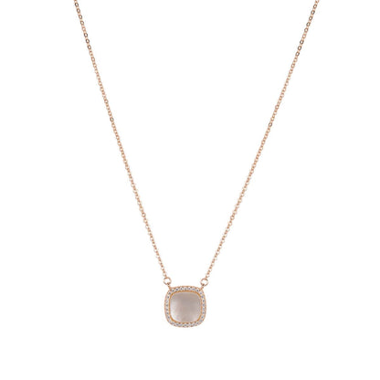 LUX MOTHER OF PEARL NECKLACE